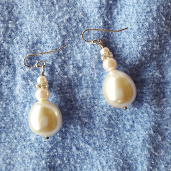 3 Piece Pearl Jewelry Set - Picture 5 of 5